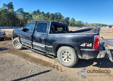 2006 Chevrolet Silverado K1500 z USA, uszkodzony, nr VIN 2GCEK13VX61257645